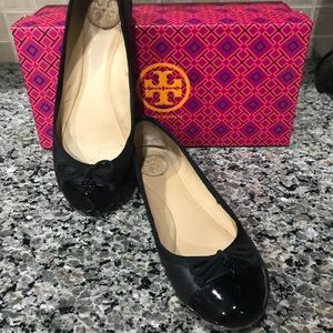Like New Tory Burch Chelsea Flats